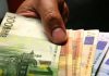 Raggirano un novatenne e gli portano via la pensione