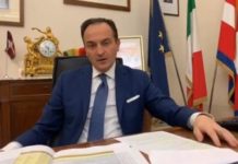 Il Presidente Cirio: mascherine obbligatorie fuori e dentro i centri commerciali