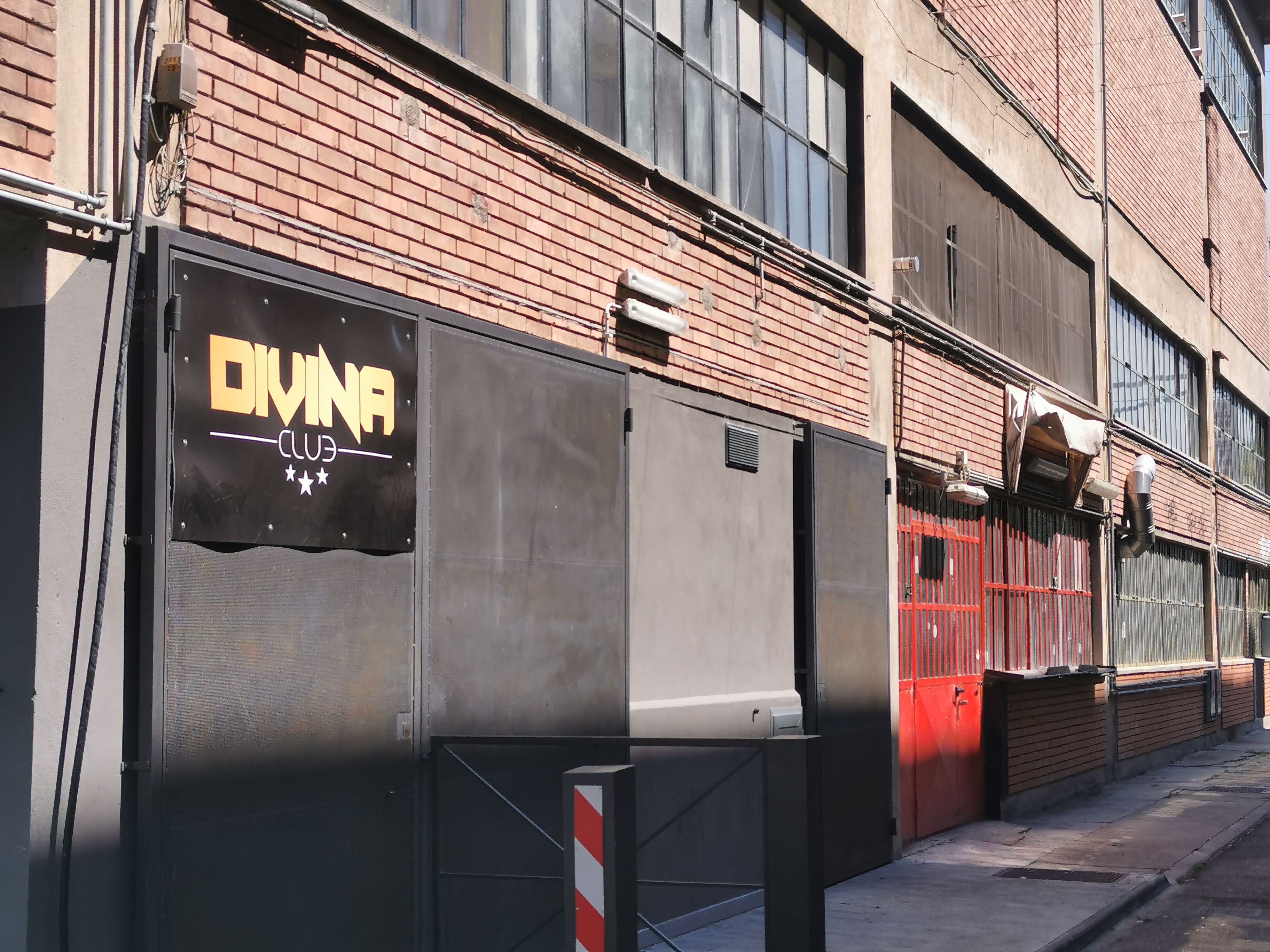 Focolaio Covid – Oltre al “Divina” si è chiuso in autotutela anche il club di via Scalise