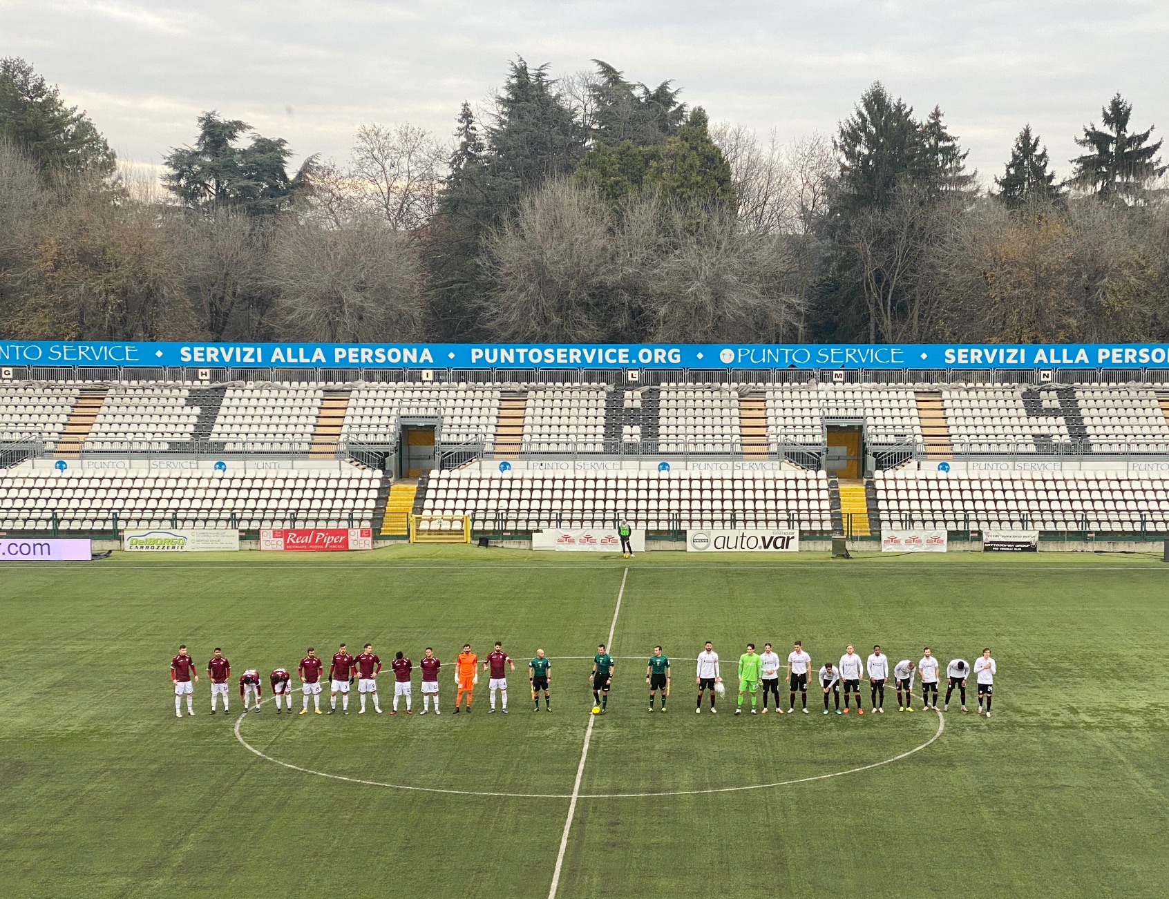 Pro Vercelli irriconoscibile: al “Piola” passa il Livorno 2-0