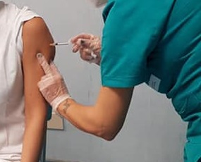 Venerdì 9 pomeriggio vaccinale dedicato ai più giovani a Santhià