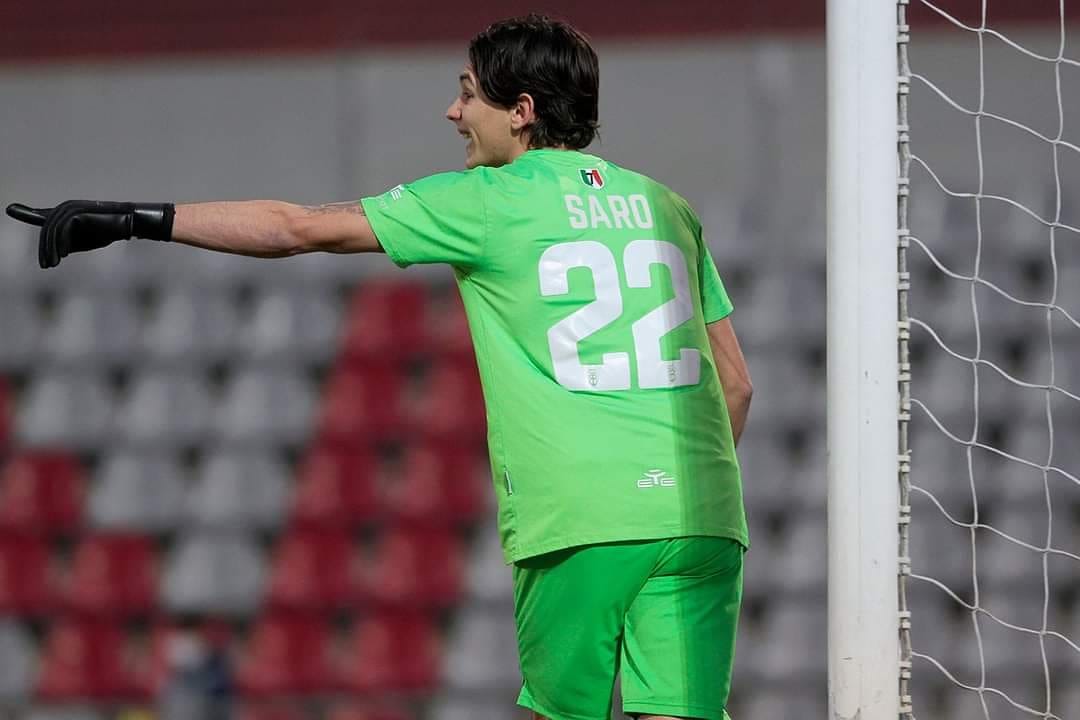 Pro Vercelli a caccia di un portiere, Saro ceduto al Crotone