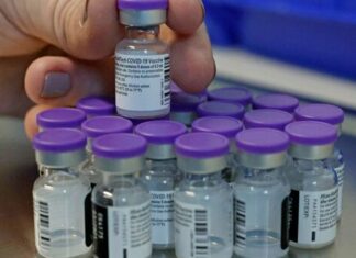 Vaccini covid anche in vacanza: per Piemonte e Liguria l’ok del commissario Figliuolo