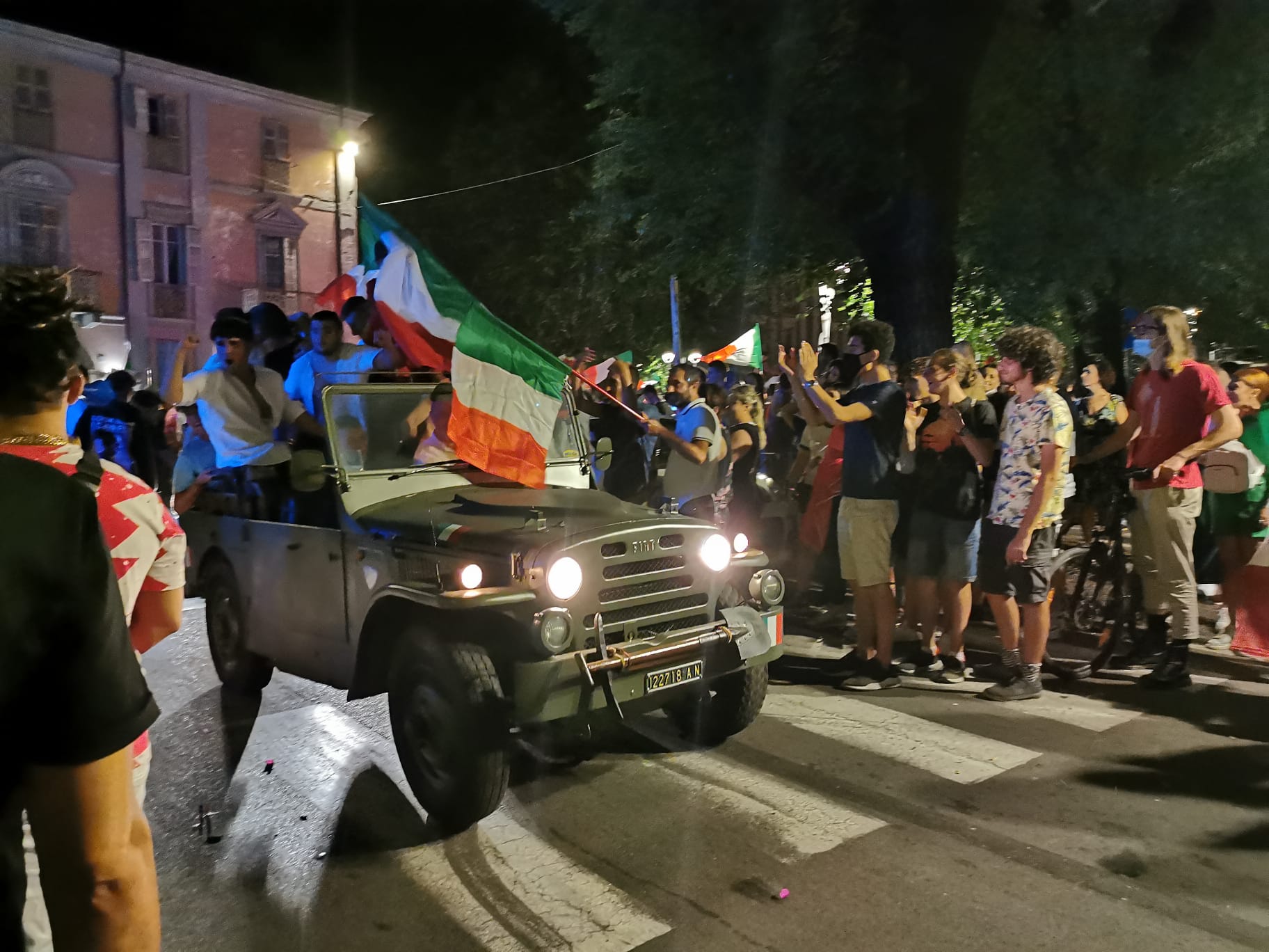 Italia campione d’Europa: anche a Vercelli esplodono i festeggiamenti
