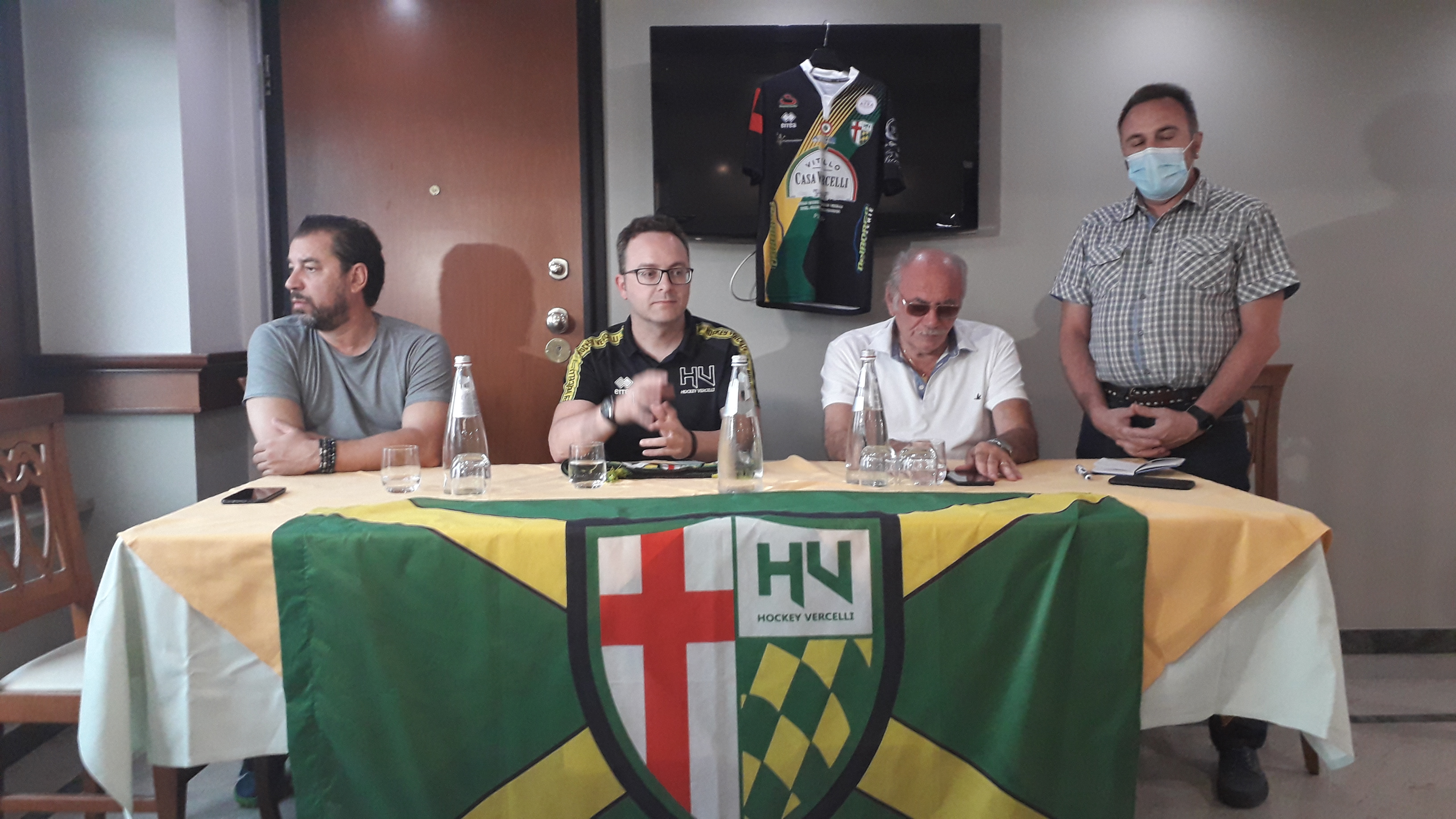 Hockey – Ecco Sergi Punset, nuovo tecnico dell’Engas: “Entusiasta del progetto e onorato di poter lavorare a Vercelli”