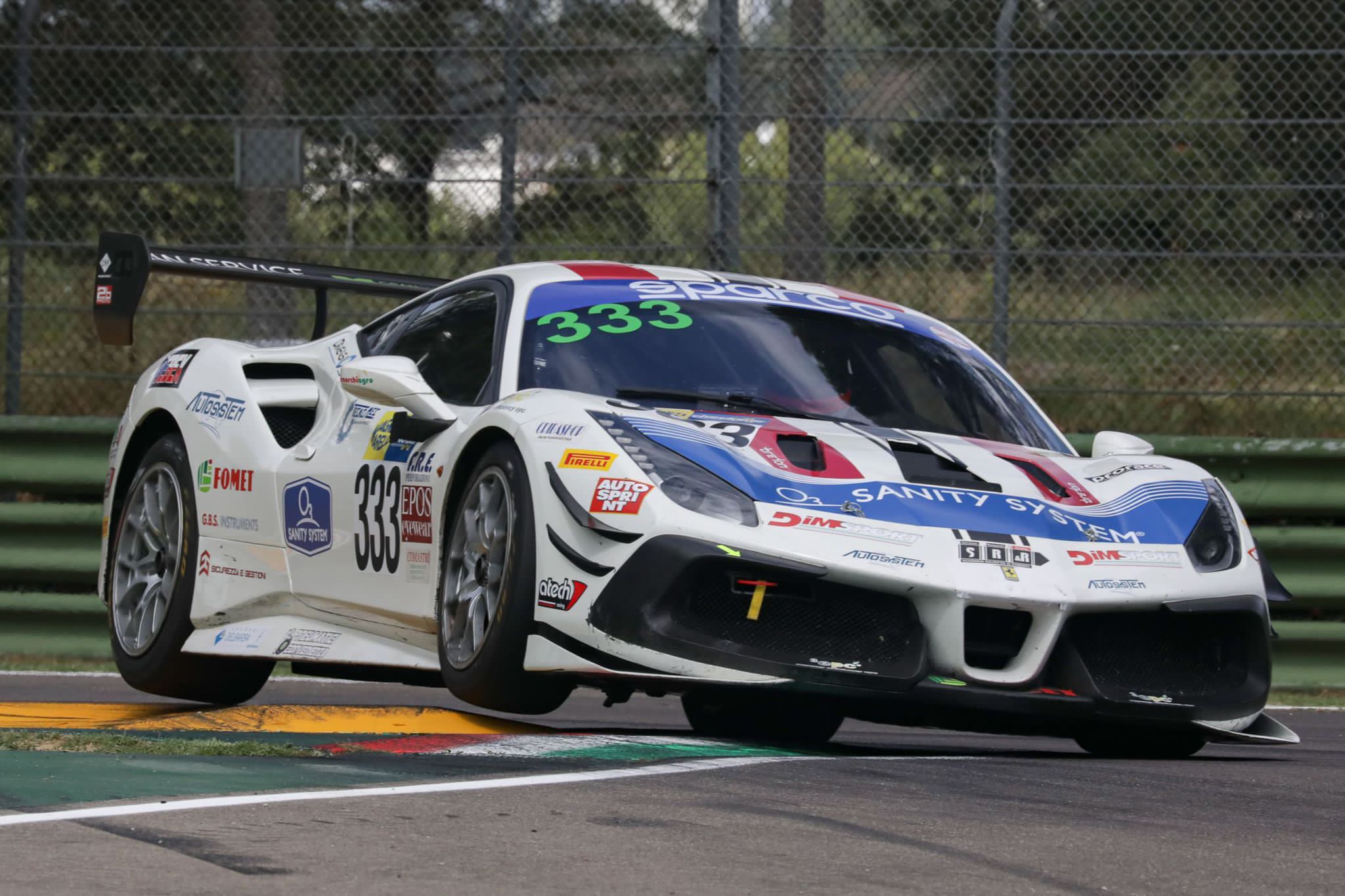 Con il secondo posto a Imola Demarchi balza in vetta al Campionato Italiano GT