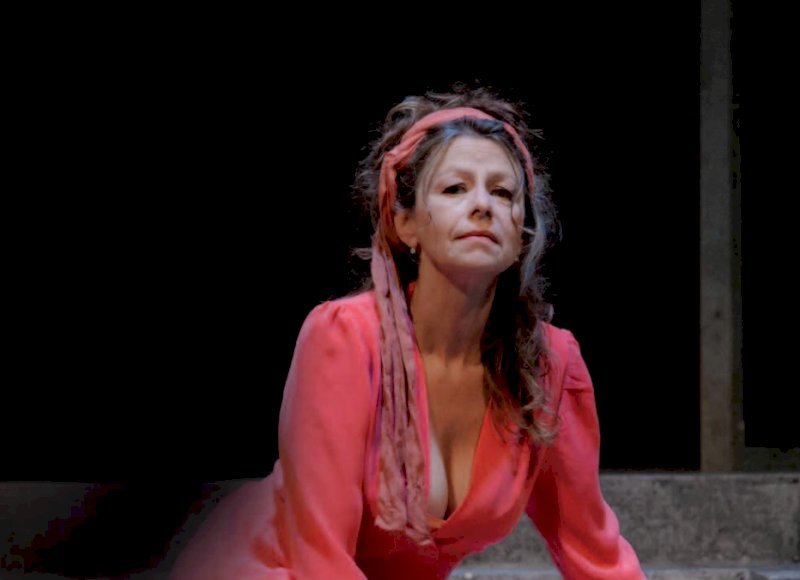 Al Civico la Lisistrata contemporanea di Amanda Sandrelli