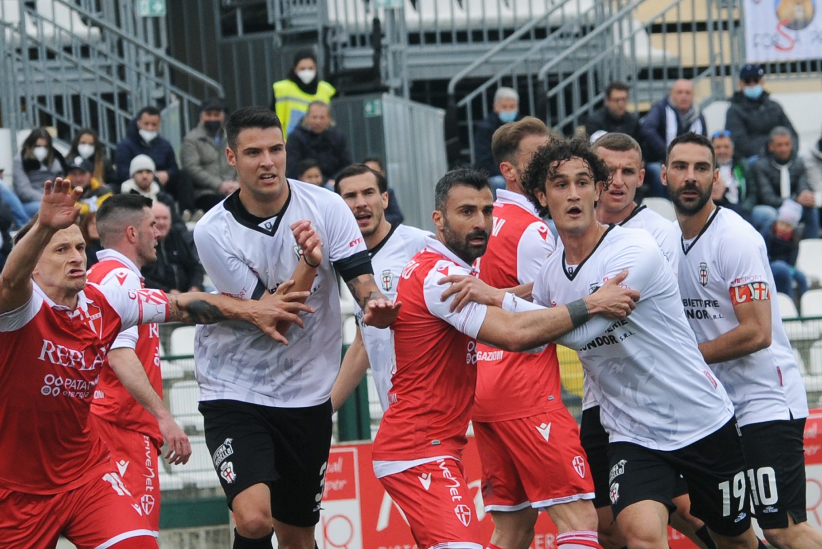 Pro battuta 1-0 al “Piola” dal Padova, decide un gol di Chiricò