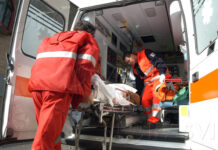 Carambola in autostrada, auto capotta e poi ne centra un’altra: sei feriti nessuno grave