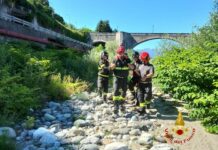 Ragazzo si fa male sulle sponde del Sesia: salvato dai vigili del fuoco