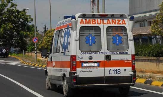 Treno bloccato sulla Torino – Milano a San Germano. A bordo 200 persone, intervengono 118 e Protezione Civile
