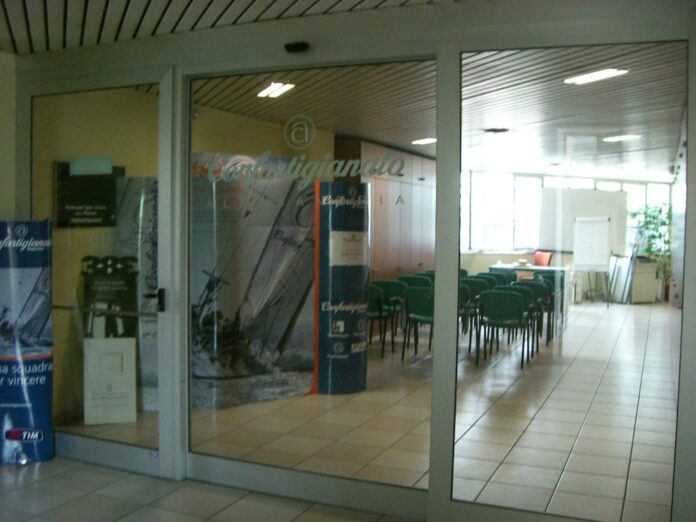 Conf AL INGRESSO UFFICI SEDE CONFARTIGIANATO ALESSANDRIA